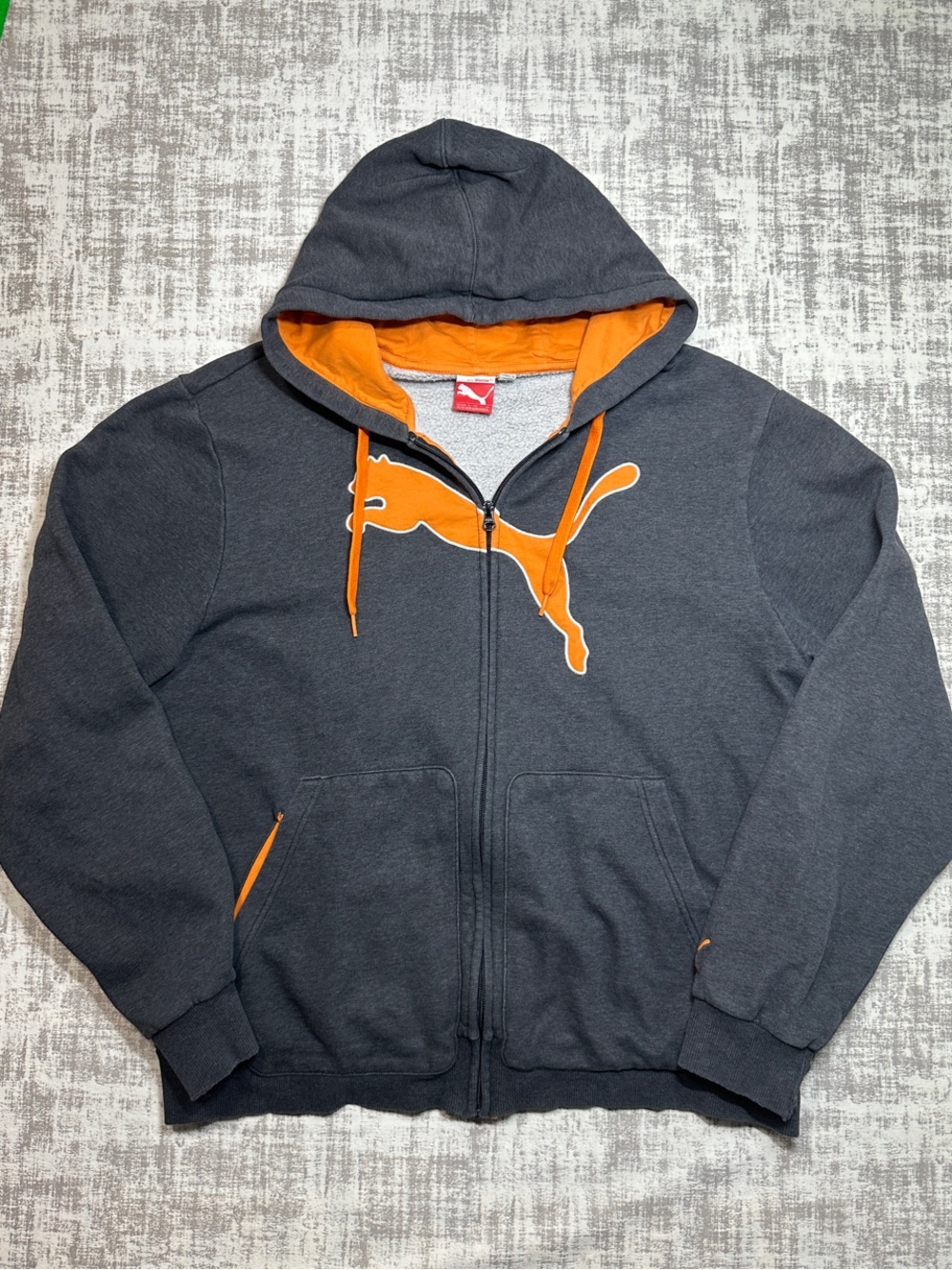 RETRO PUMA Lifestyle Zip up Hoodie - Men’s Size XL